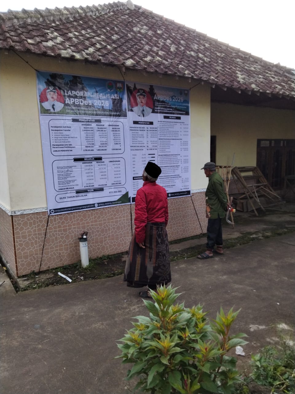 Wujud Transparansi, Pemerintah Desa Kenteng Pasang Baliho APBDes 2025 di Setiap Dusun